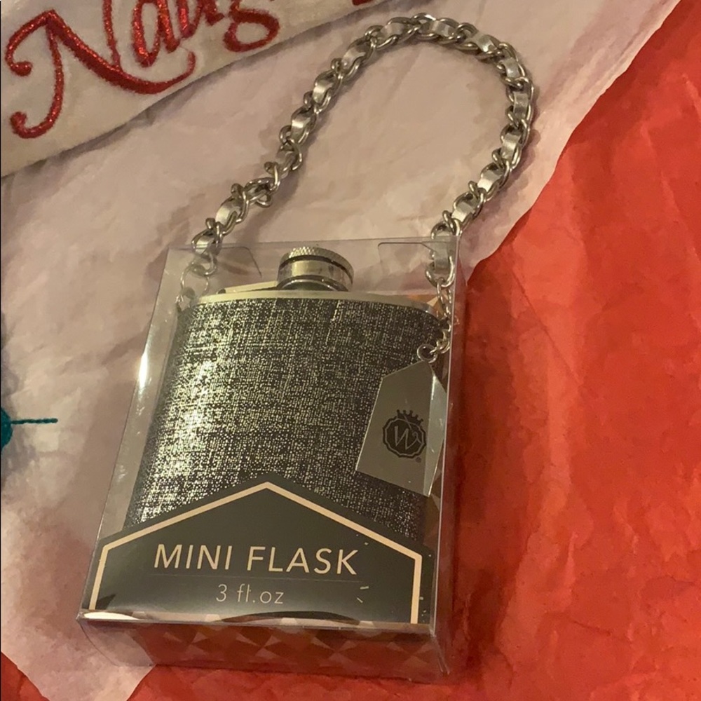 Designer Mini Flask - Picture 2 of 9